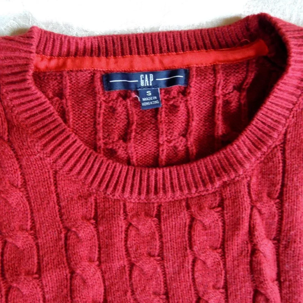 GAP Soft Red Cable Angora Blend Crew Neck Sweater S
